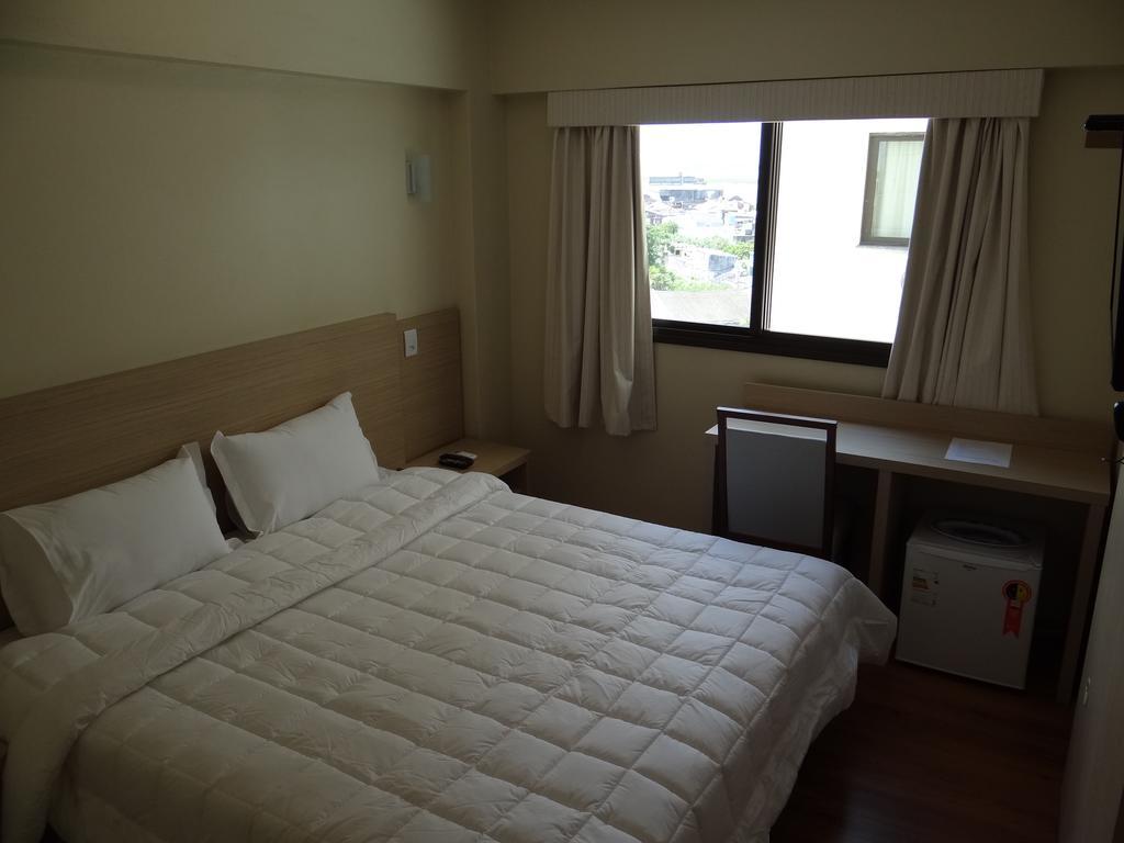 Hotel Almanara Rio Grande  Rum bild